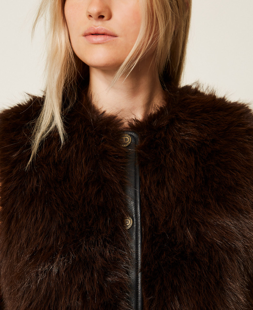 Gilet en fausse fourrure avec boutons Bicolore Marron &laquo;&nbsp;Deep Taupe&nbsp;&raquo;/Noir Femme 252TP2421_12792_05