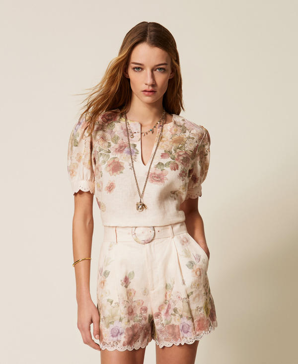 Льняные шорты с цветочным принтом и вышивкой