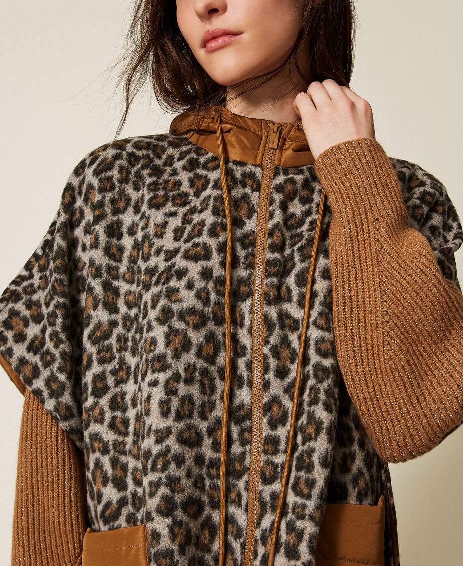 Animal print wool cloth poncho Two tone Alpaca Brown/Animal Print Woman 252TO5080_12915_04