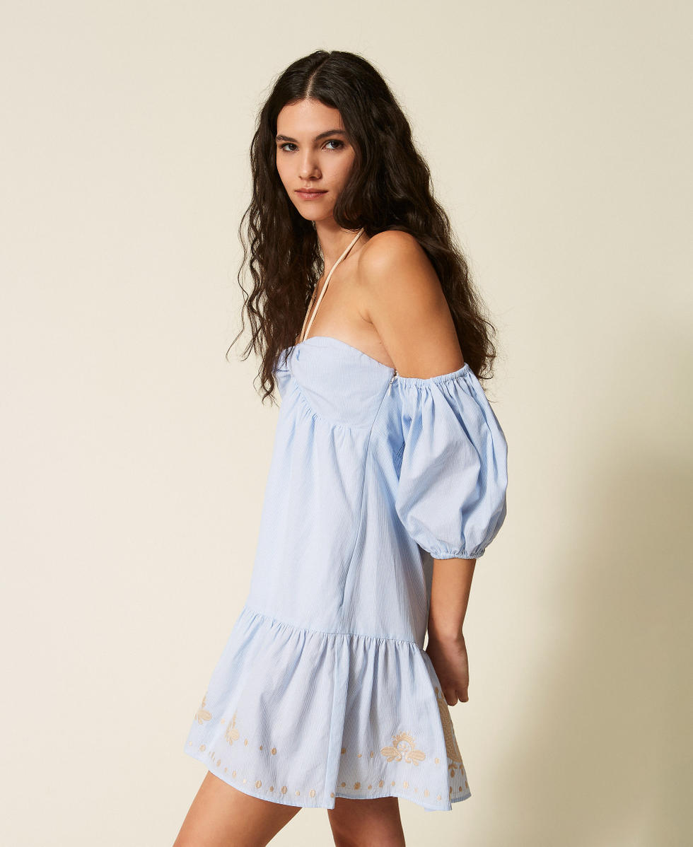 Robe courte ray&eacute;e avec broderie et manches Blanc Cass&eacute;/Bleu Clair Broderie Pinstripe Femme 261AT2041_13391_02