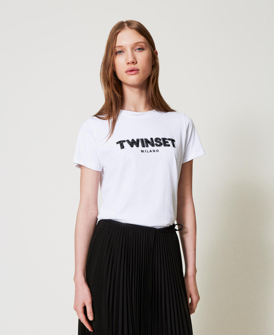 T-shirt con logo lettering ricamato Bianco Donna 251TP2070_00001_01