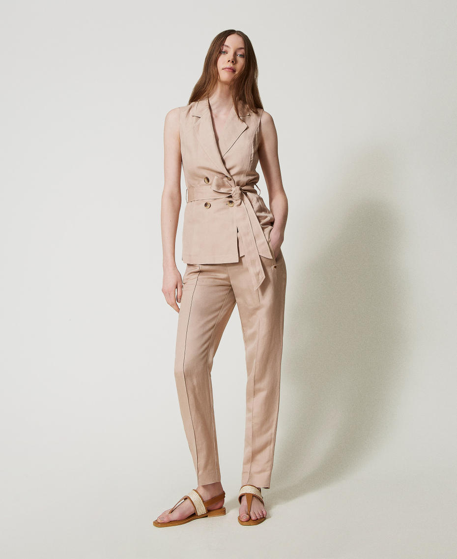 Chaleco de mezcla de lino con cintur&oacute;n Rose Desert Mujer 251LL2BDD_12109_T0