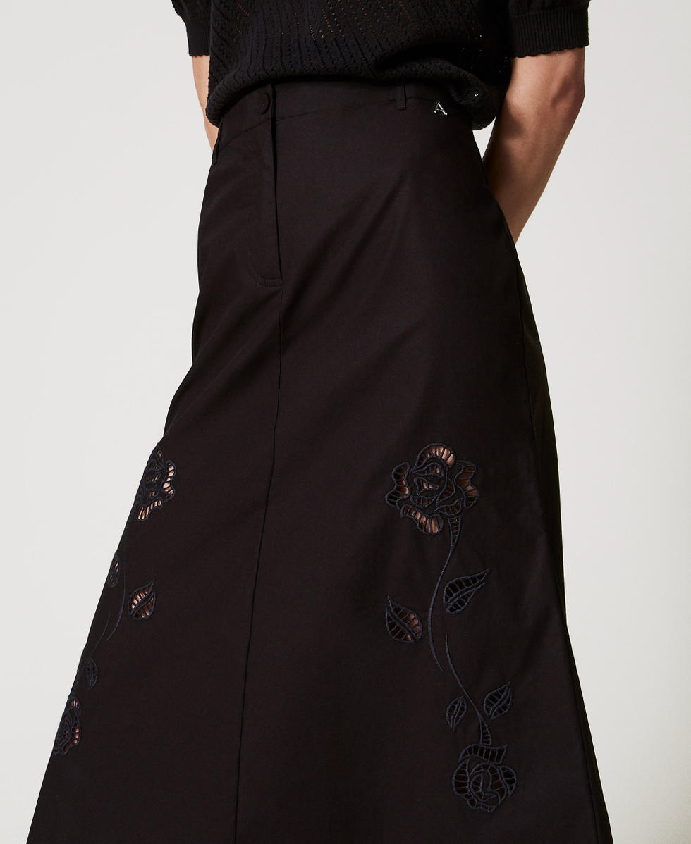 Gonna longuette in popeline con ricami Nero Donna 251AX2091_00006_03