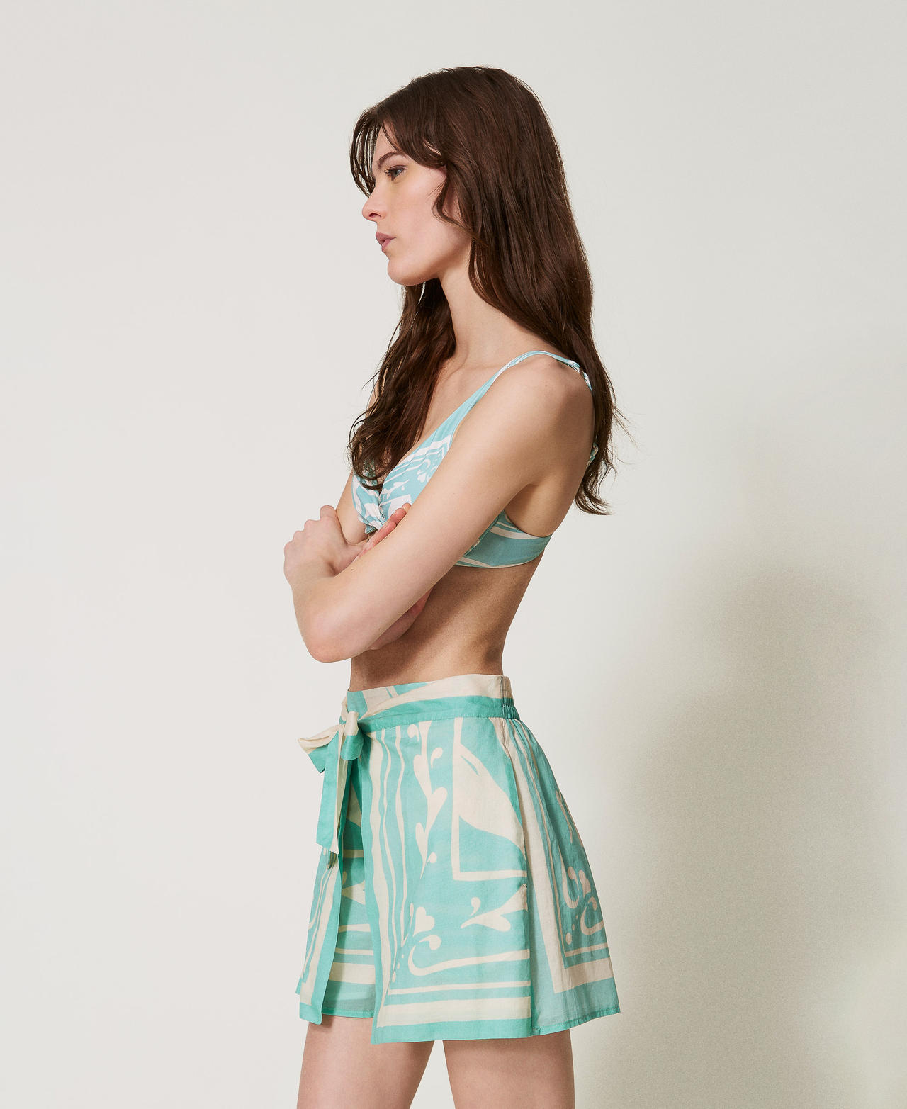 Shorts in printed muslin Green Marine/Almond Beige Foulard Print Woman 251LM2BAA_12382_02