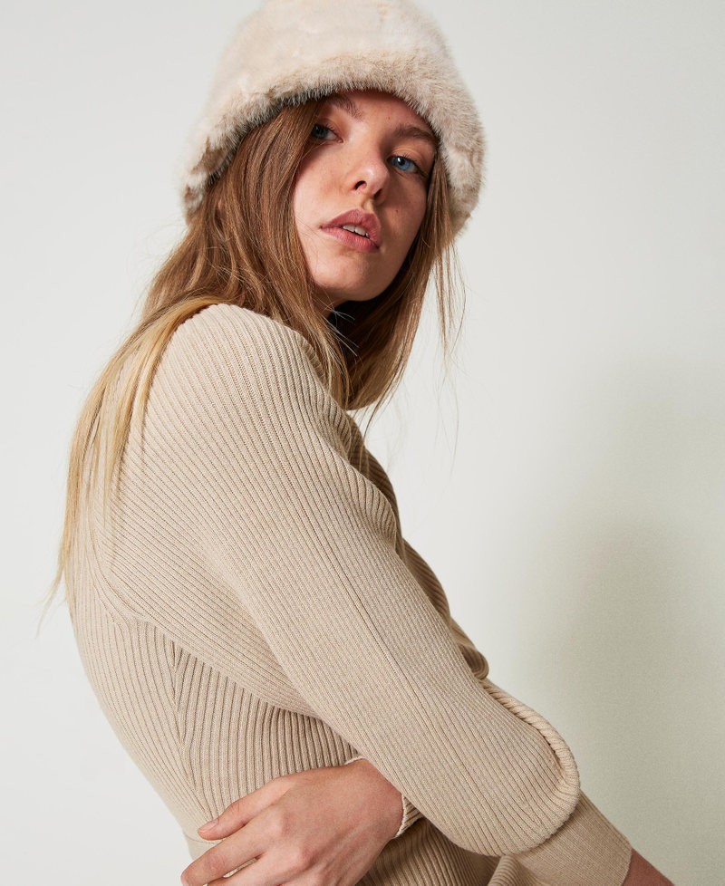 Faux fur bucket hat with logo White Cream Woman 242TO5390_11952_S0