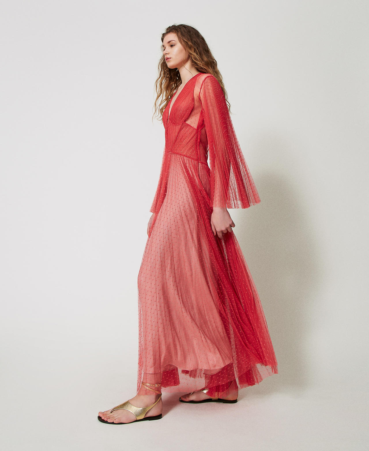 Abito lungo in tulle pliss&eacute;