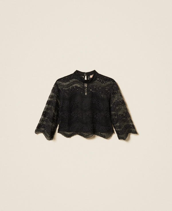 Blouse en dentelle macram&eacute;