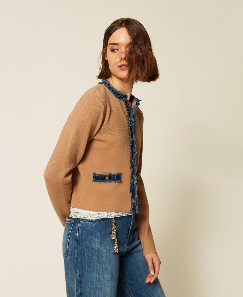 Fitted cardigan with denim trim "Dune" Beige/Denim Woman 262LI3GAA_13721_02