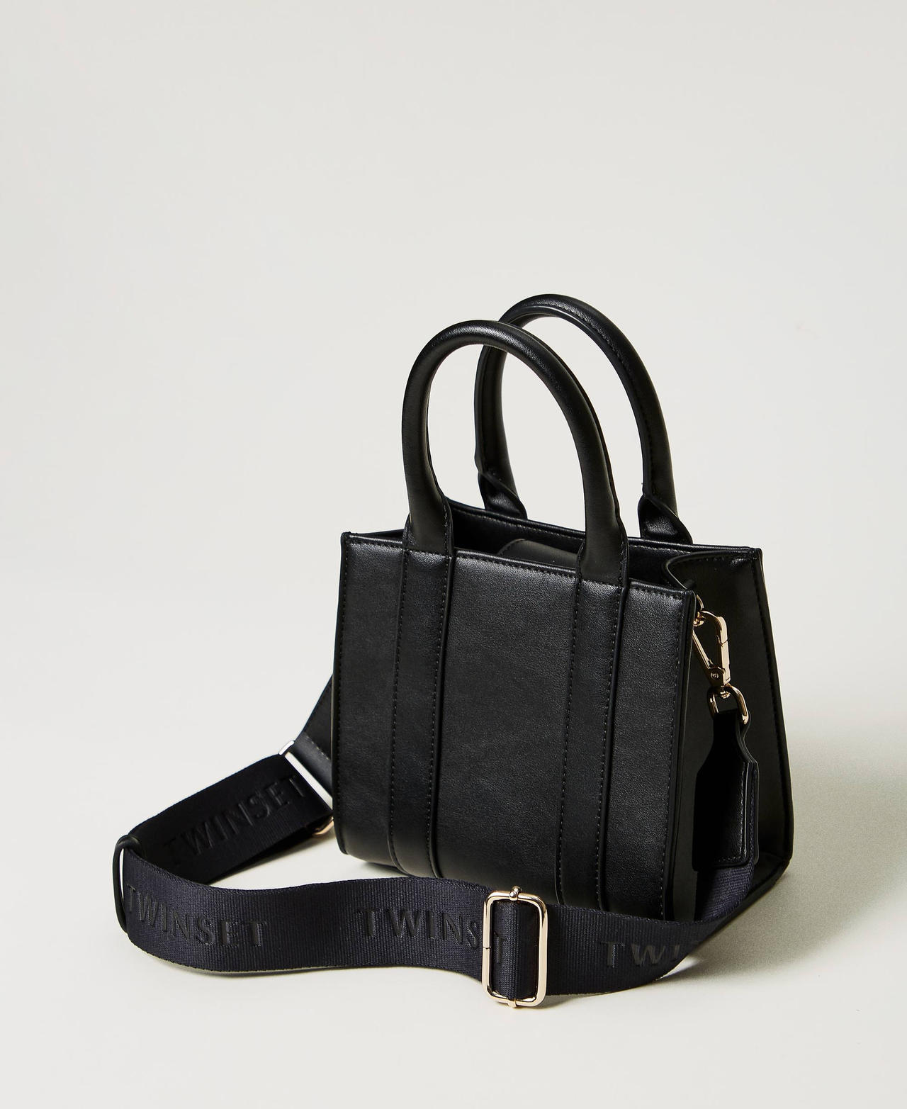 Bolso bandolera de efecto piel con Oval T Negro Niña 251GJ8013_00006_03