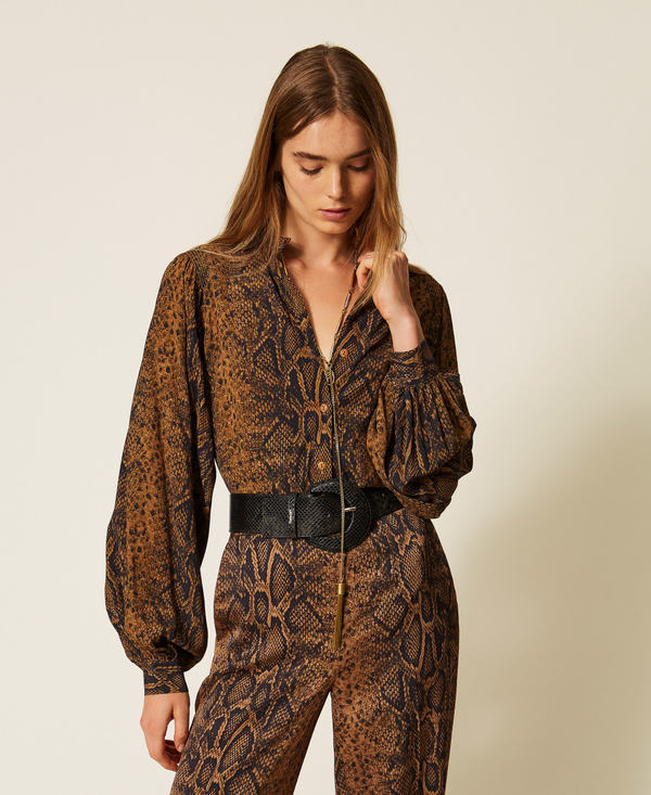 Camicia in cr&ecirc;pe de Chine a stampa python