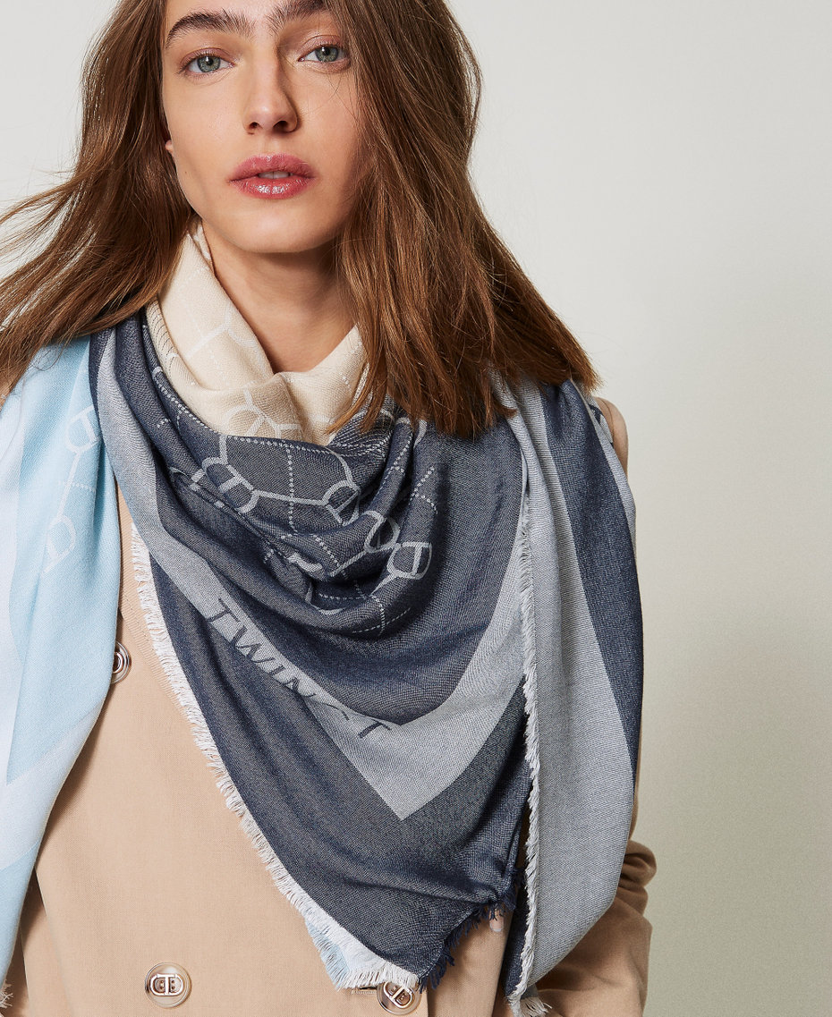 Fadeout jacquard keffiyeh with Oval T Fading Jacquard Night Airy Blue Woman 251TA4260_12217_T0