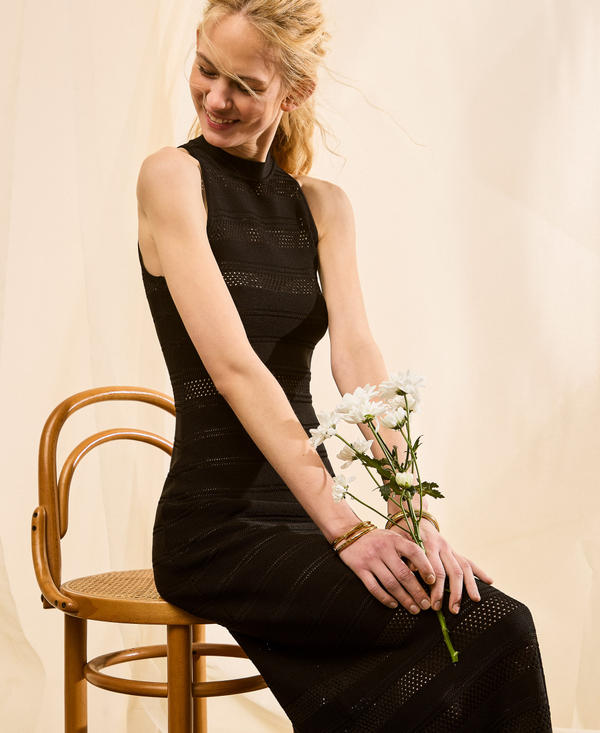 Long turtleneck knit dress with ruffles