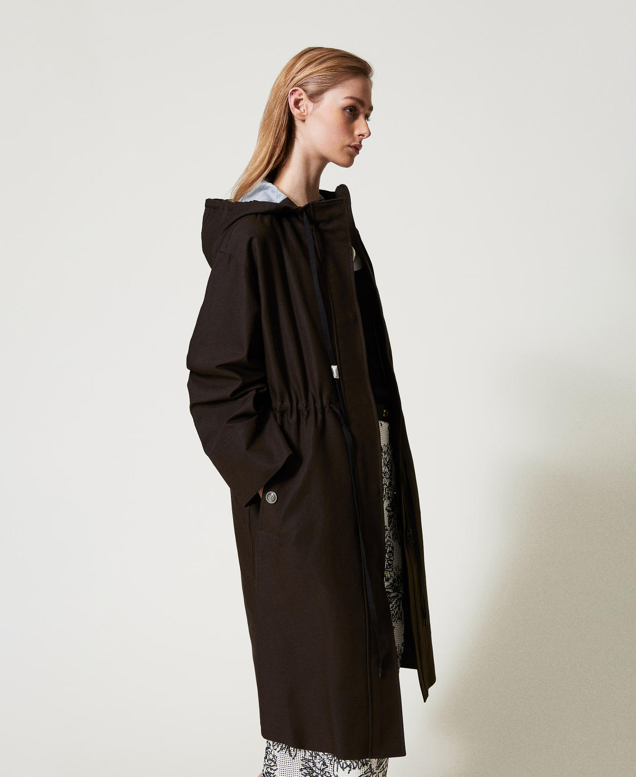 Hooded parka coat with embroidery Black Woman 251TE2181_00006_02