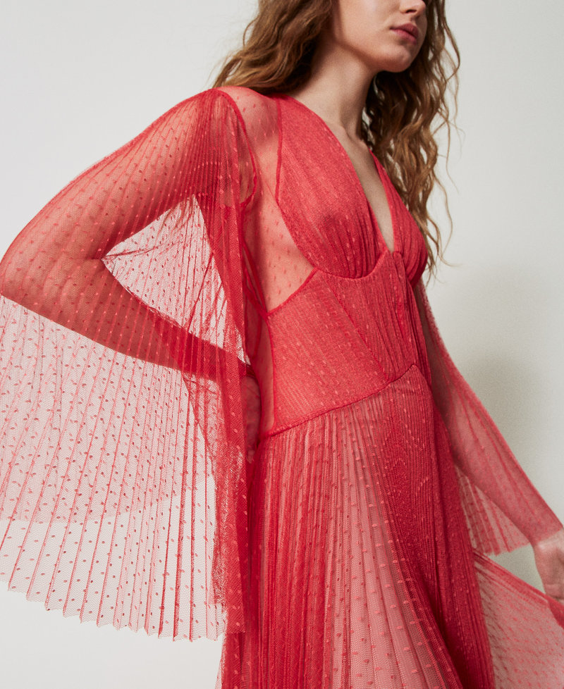 Abito lungo in tulle pliss&eacute;