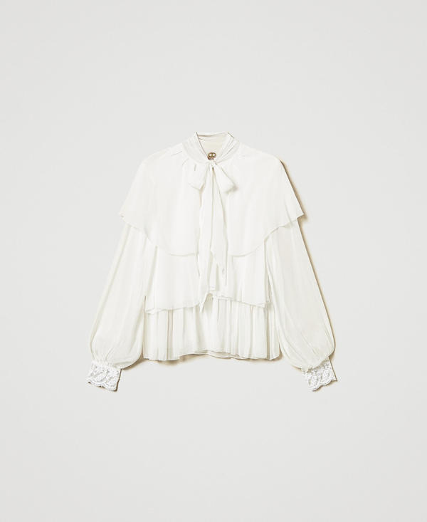 Blusa in georgette con balze e pizzo