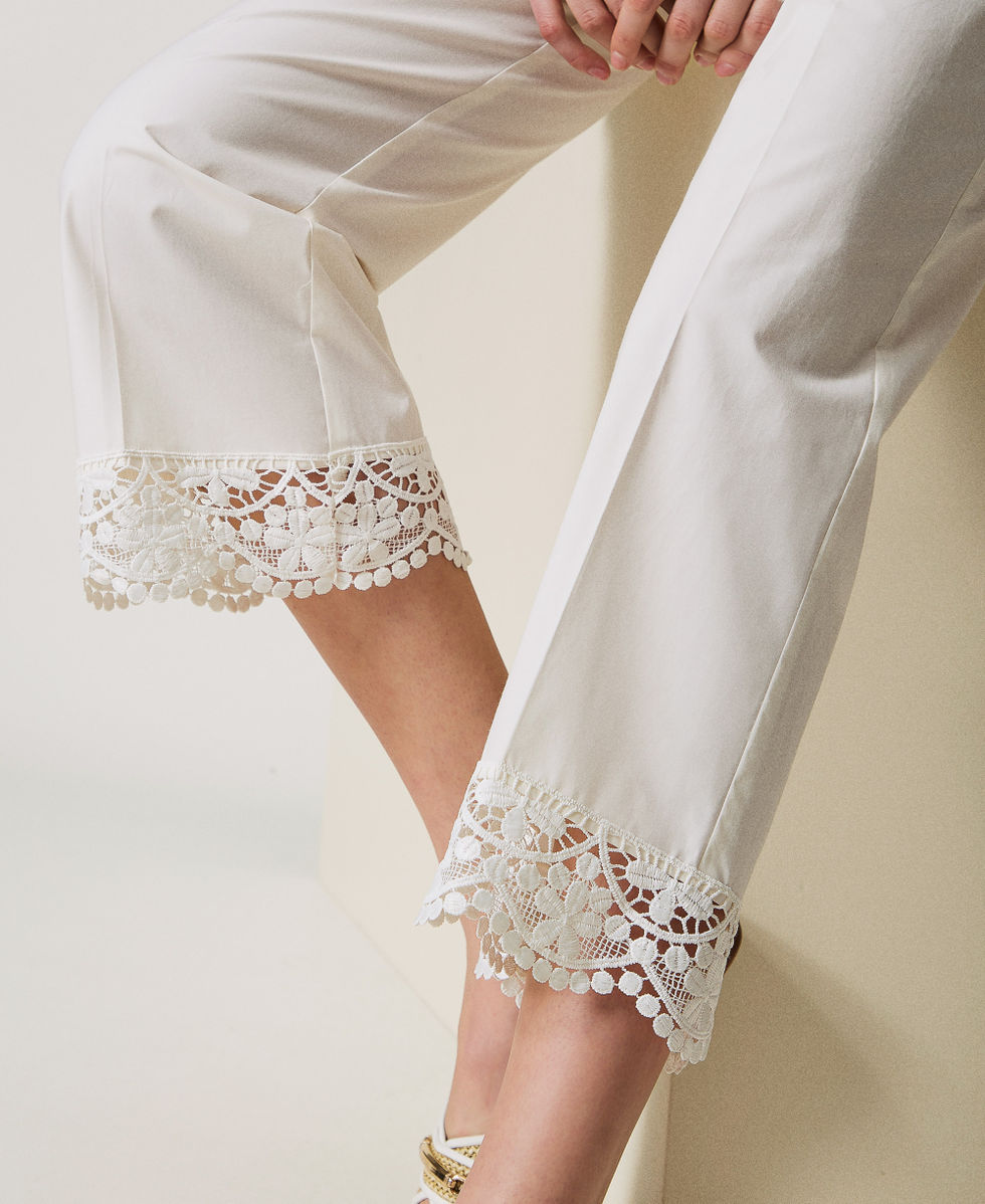 Cropped poplin trousers with lace White Snow Woman 251TT2094_00282_04