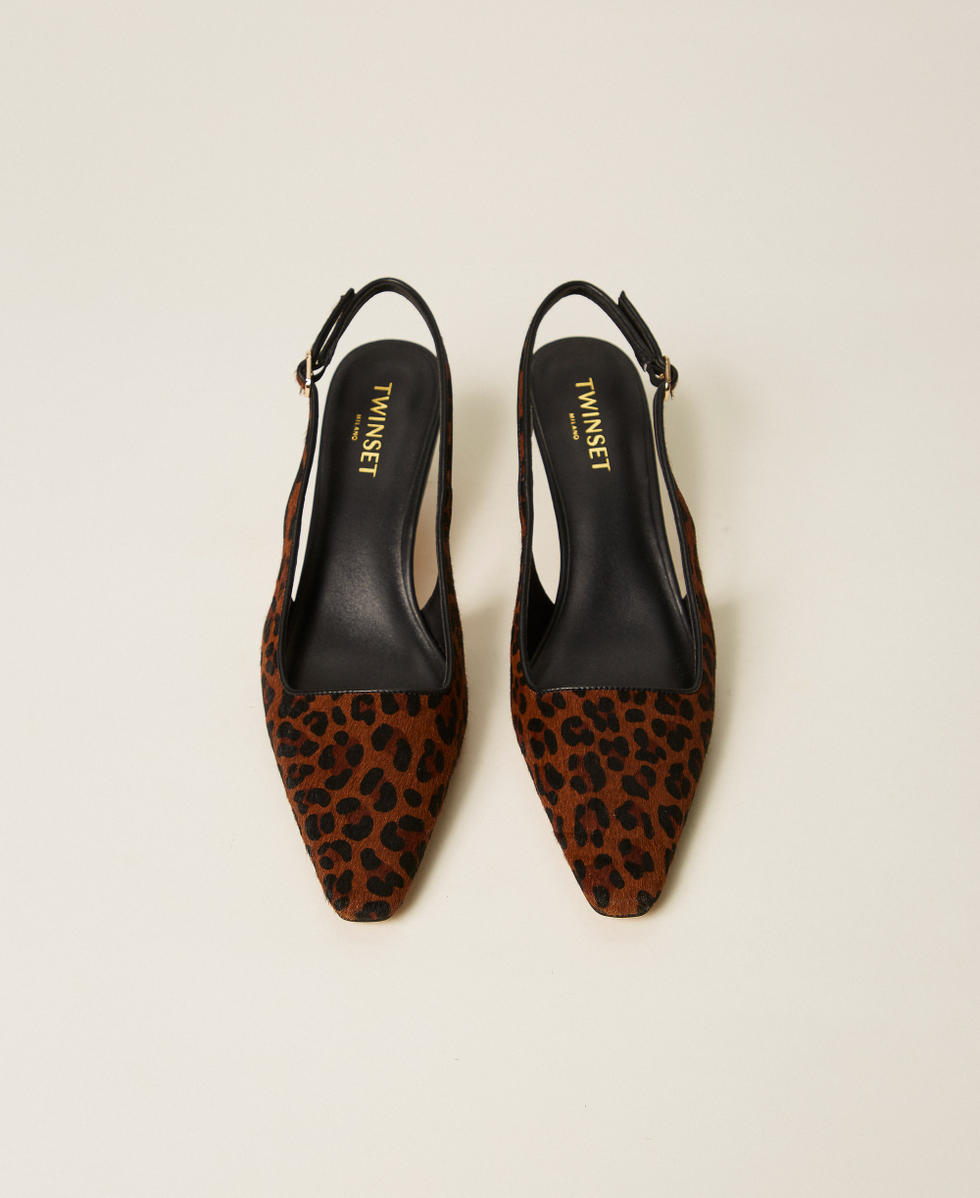 Slingback-Pumps mit Animalprint