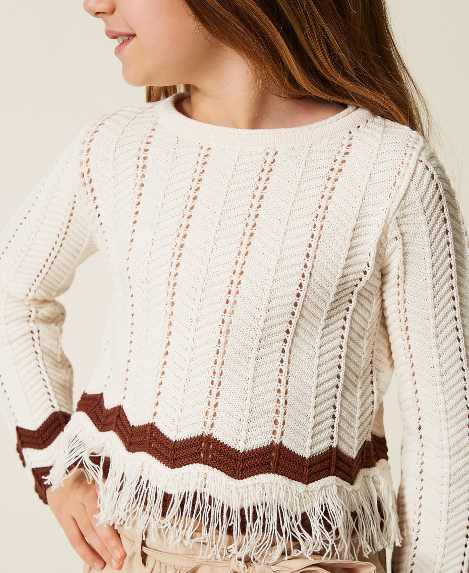 Maglia girocollo con zig-zag e frange Bicolor Milk / Marrone "Dark Root" Bambina 261GJ3024_13198_04