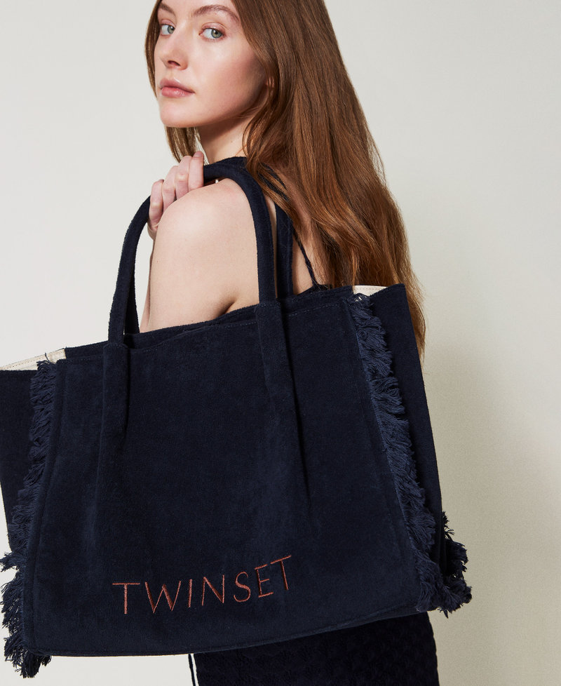 Terry cloth shopper with fringes Classic Blue Woman 251LM8AKK_11956_T0