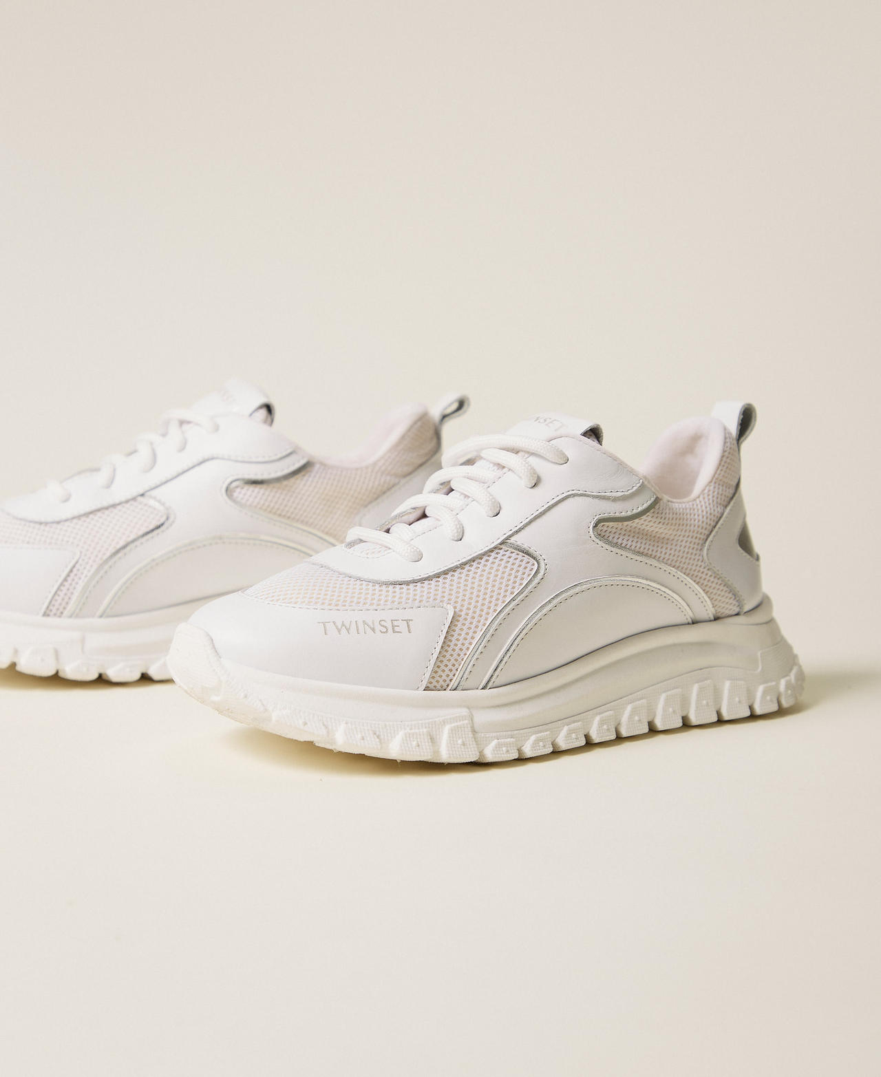 Leather running trainers Off White Girl 261GCJ01A_00526_02