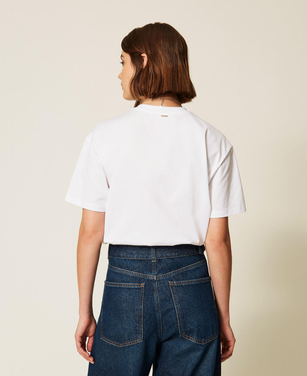 Regular t-shirt with patch embroidery "Lucent White"/"Oak" Beige Embroidery Woman 262TP2760_13936_04