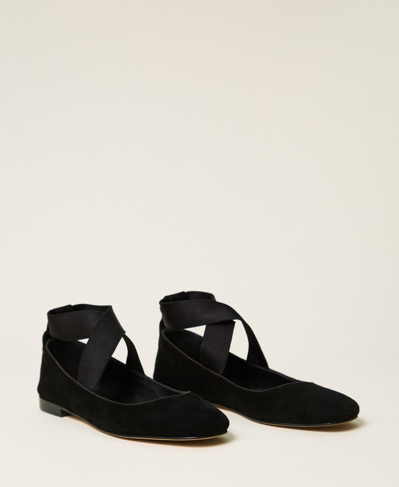 Ballerina aus Veloursleder Schwarz Frau 262TGT160_00006_02