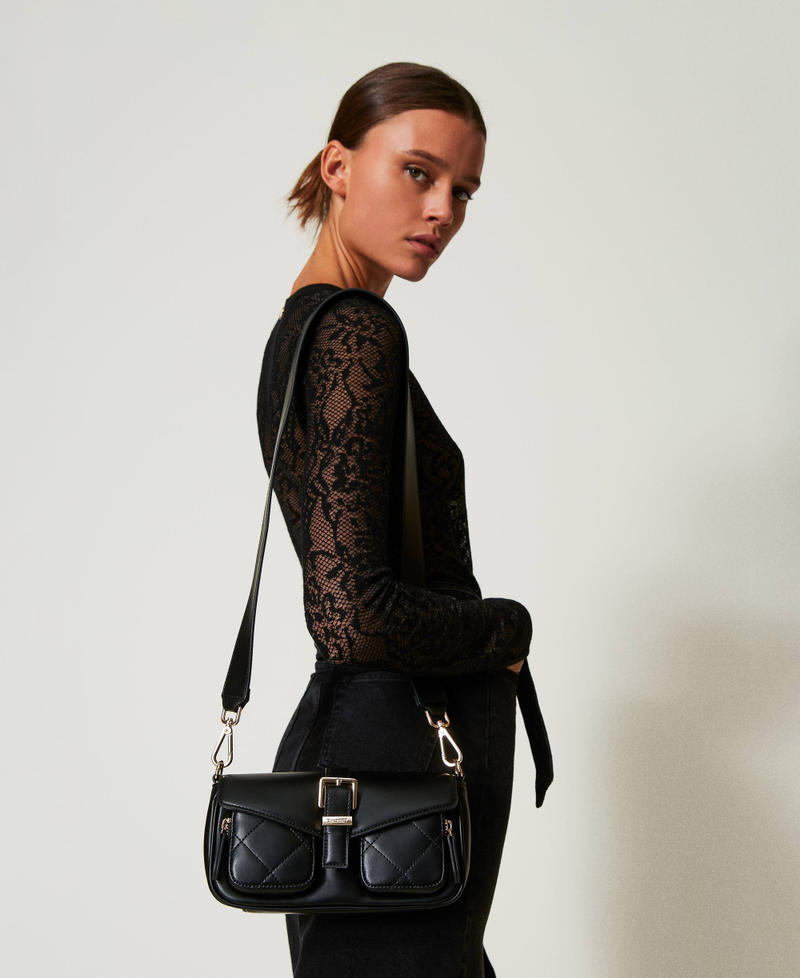 Shoulder bag with quilted pockets