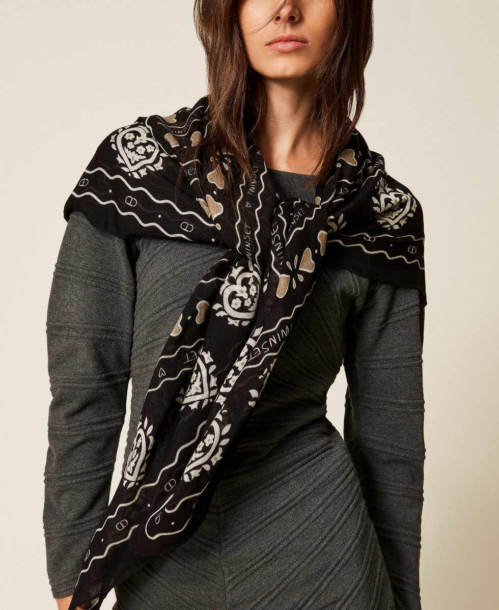 Kefiah con stampa a cuori e Oval T Nero Donna 252TO5151_00006_T0