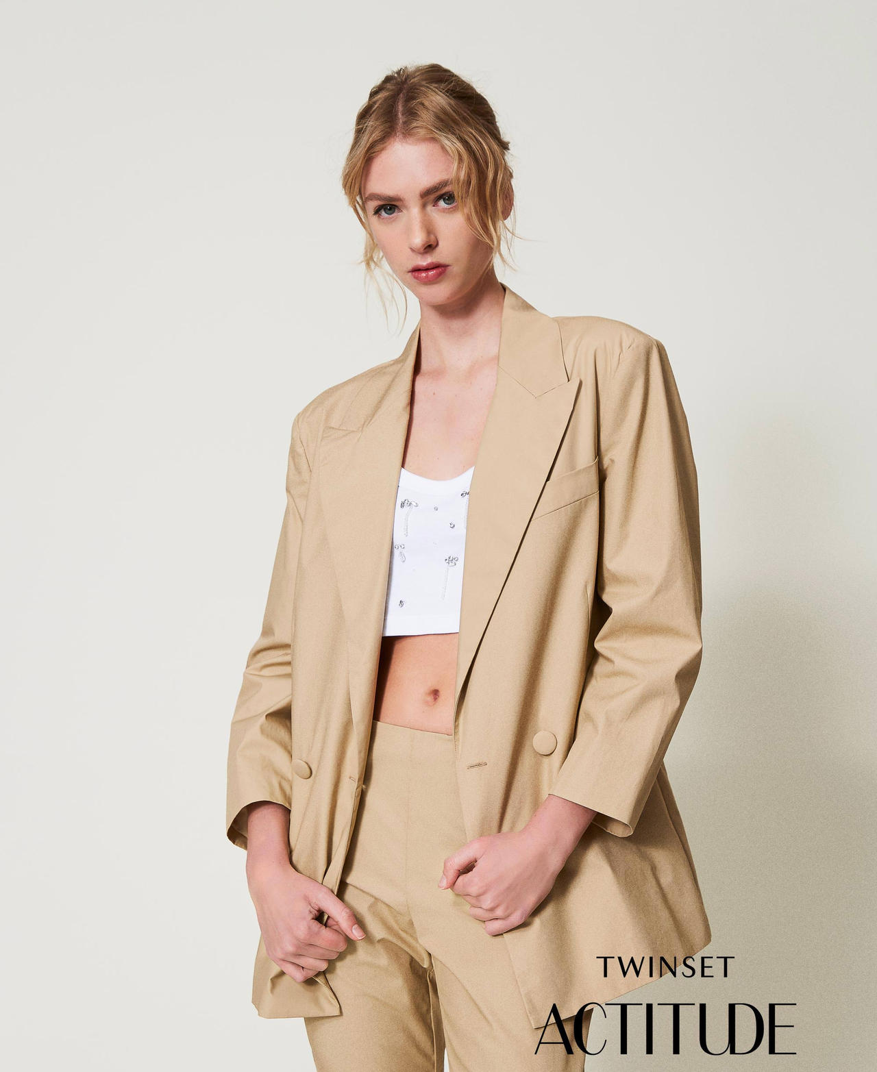 Double-breasted poplin blazer Incense Woman 251AP2279_12115_PA
