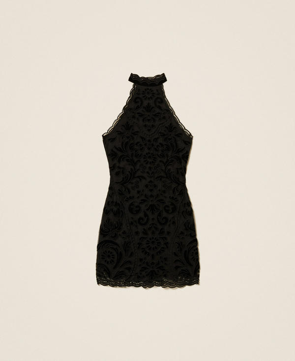 Vestido corto de tul con bordados