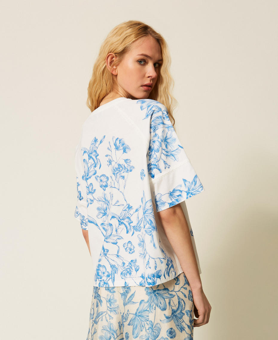 Floral T-shirt with logo Off White/Med Blue Toile De Jouy Print Woman 261LM2SDD_13465_03