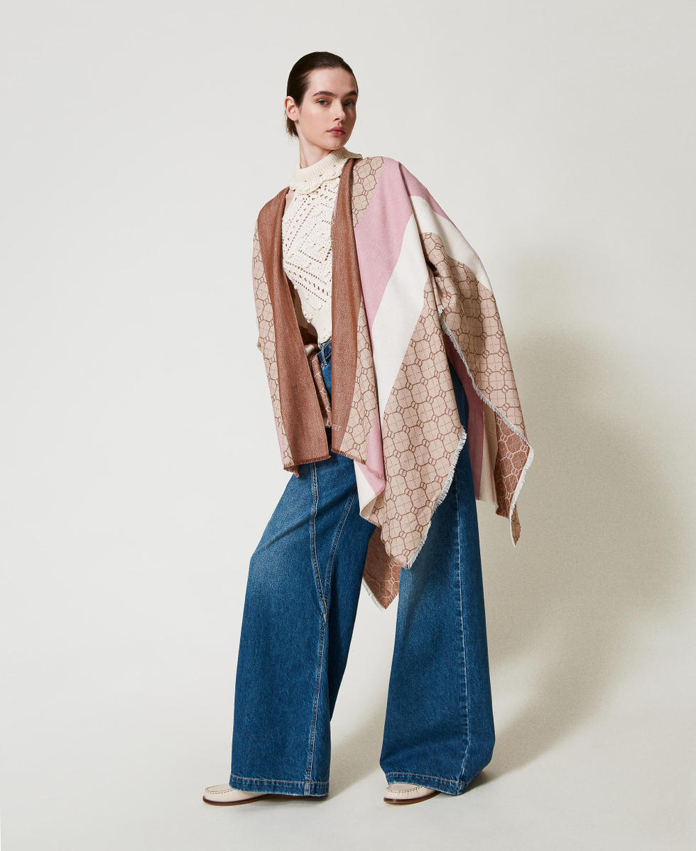 Jacquard poncho with Oval T all over Parisienne Pink Stripe Jacquard Woman 251TA4190_12210_02
