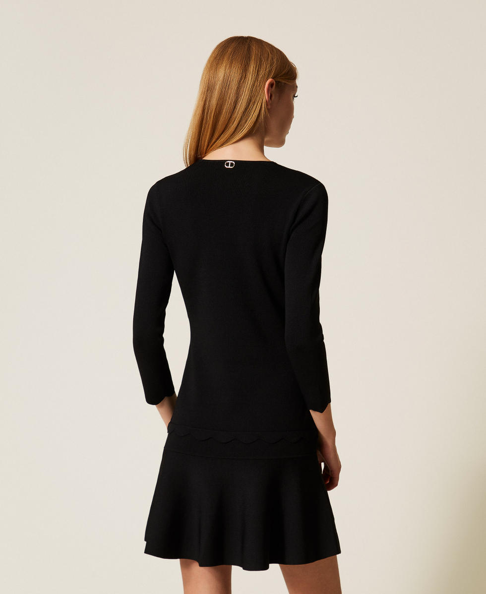 Robe courte en maille avec festons Noir Femme 252TP3041_00006_03