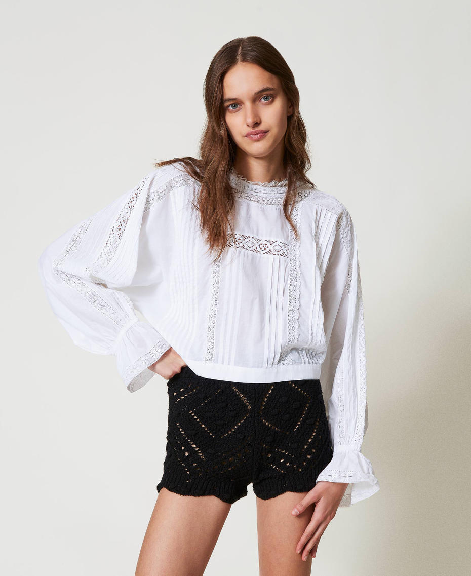 Openwork knit shorts Black Woman 251TP3542_00006_01