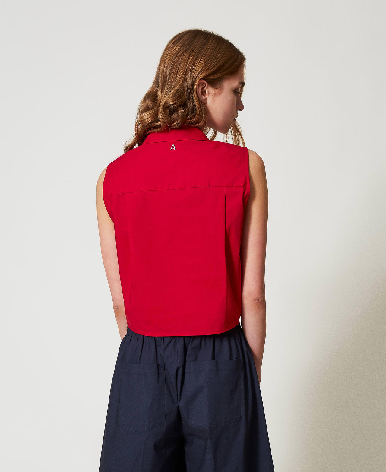 Cropped shirt with pleats Love Potion Woman 251AP2290_12120_02