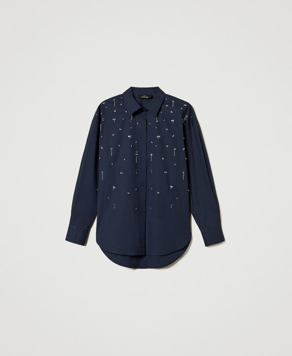 Shirt with hand embroidery