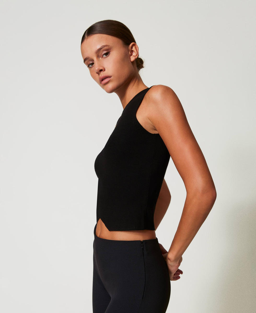 Dual-use knit top with Oval T