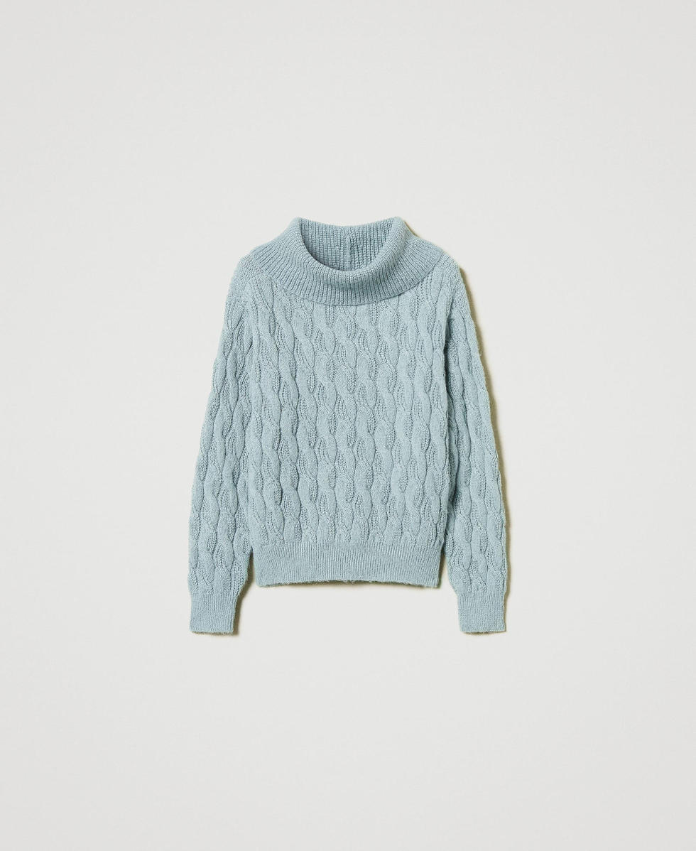 Pullover mit Zopfmuster und Maxikragen