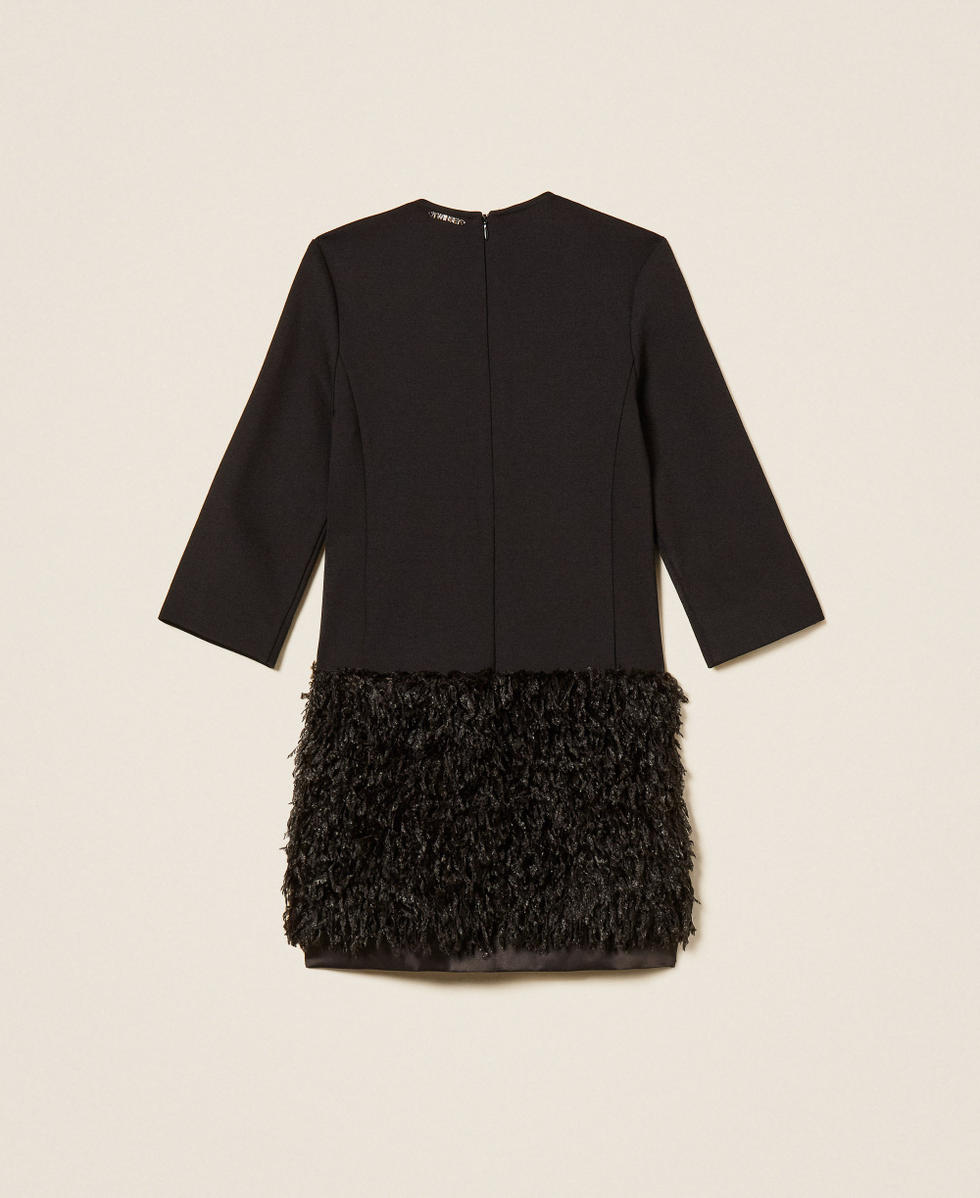 Robe courte avec fausse fourrure