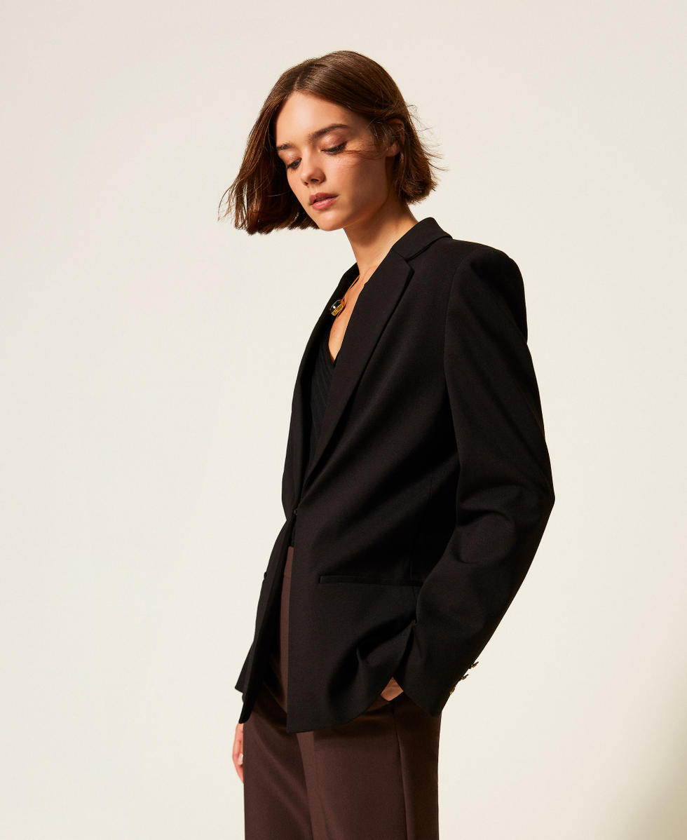 Slim-Fit-Blazer mit Taschen Schwarz Frau 252TP2601_00006_02