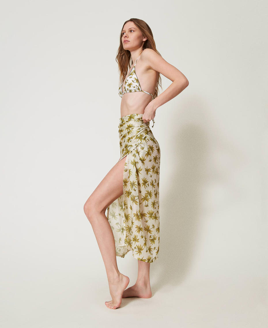 Pareo con lúrex y estampado Estampado Palmeras Nácar / Olive Leaf Mujer 251LB4CLL_12196_01