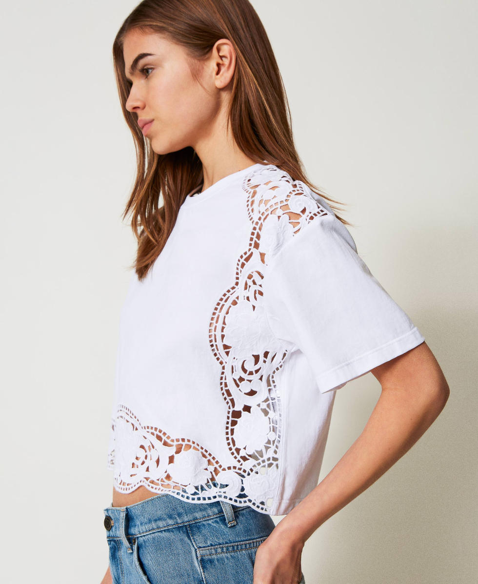 T-shirt avec broderies anglaises Blanc Femme 251TT2340_00001_02