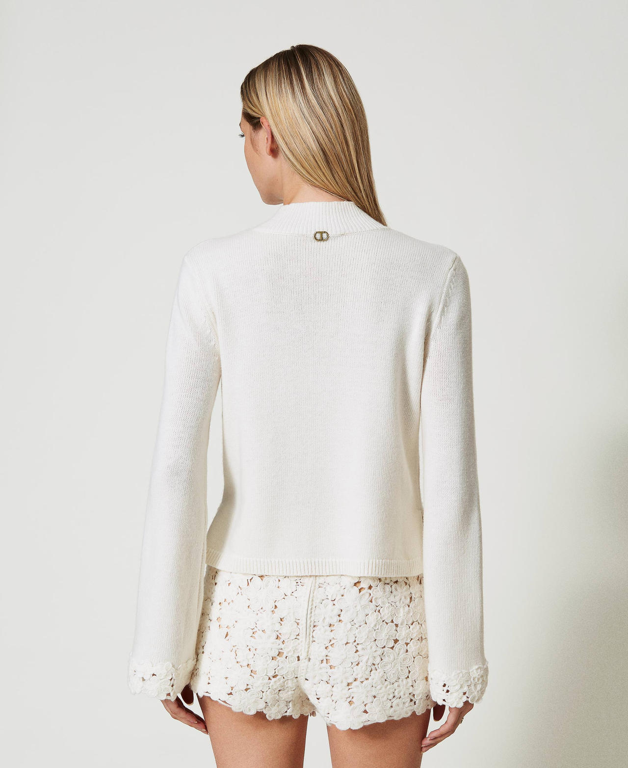 Wool blend turtleneck with embroidery White Snow Woman 242TT3421_00282_03