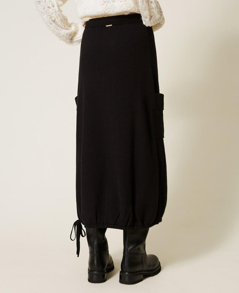 Gonna lunga in maglia con tasche Nero Donna 262LI3NDD_00006_03