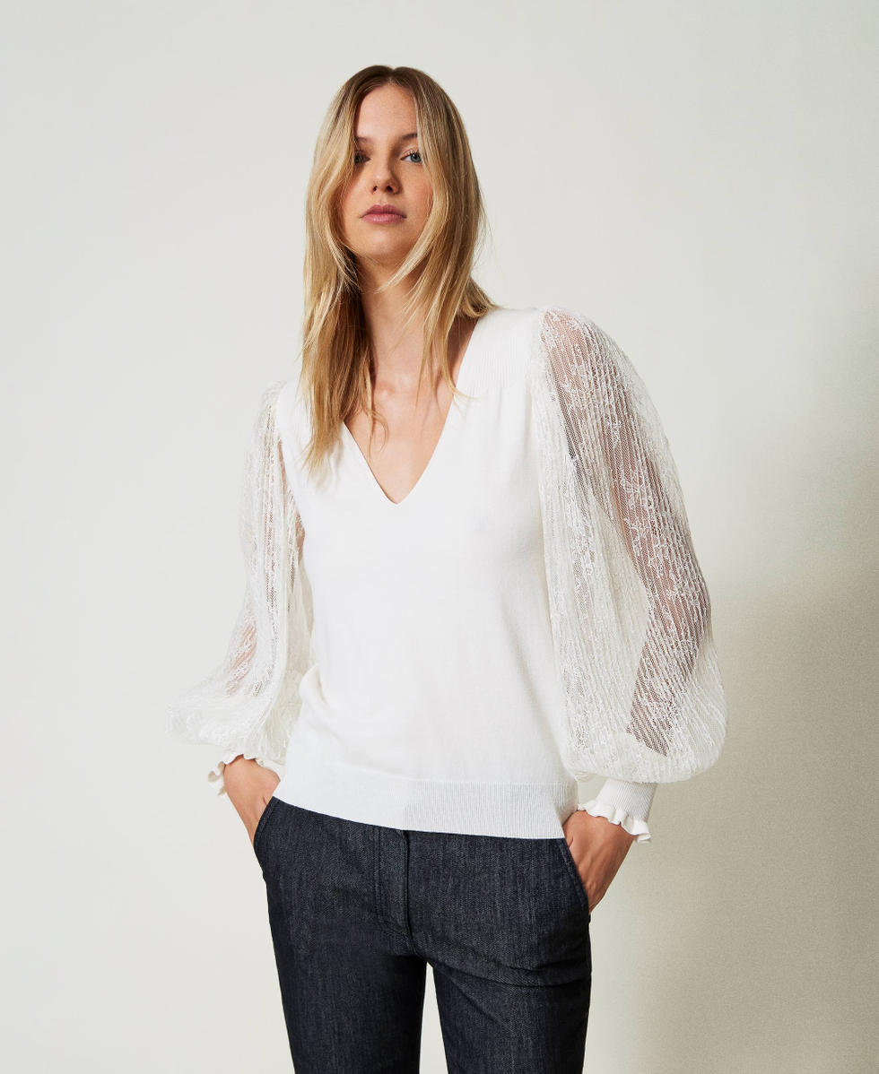 Dual-use jumper with lace sleeves White Snow Woman 242TT3162_00282_05