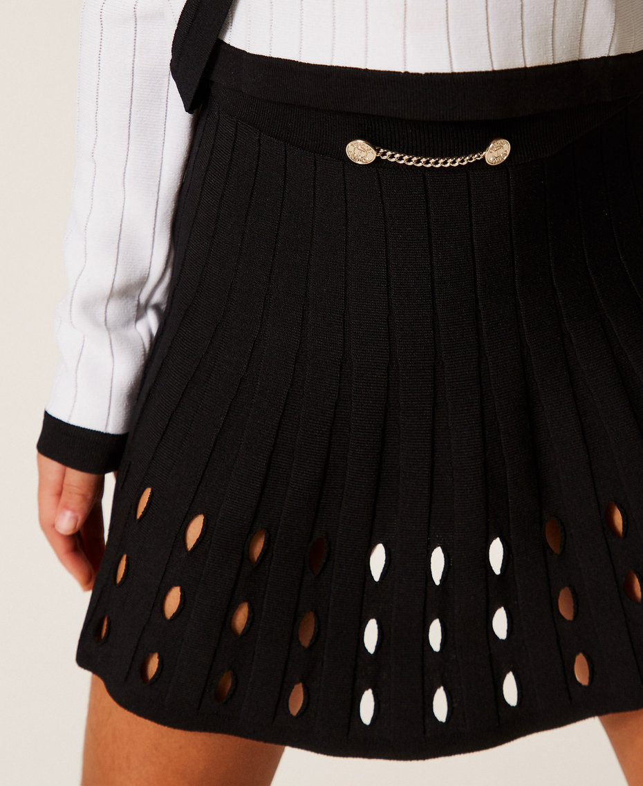 Kurzer Strickrock mit Durchbruchmuster Schwarz M&auml;dchen 261GJ3Q22_00006_04