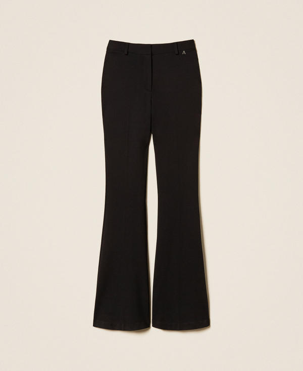 Pantalon &eacute;vas&eacute; avec logo