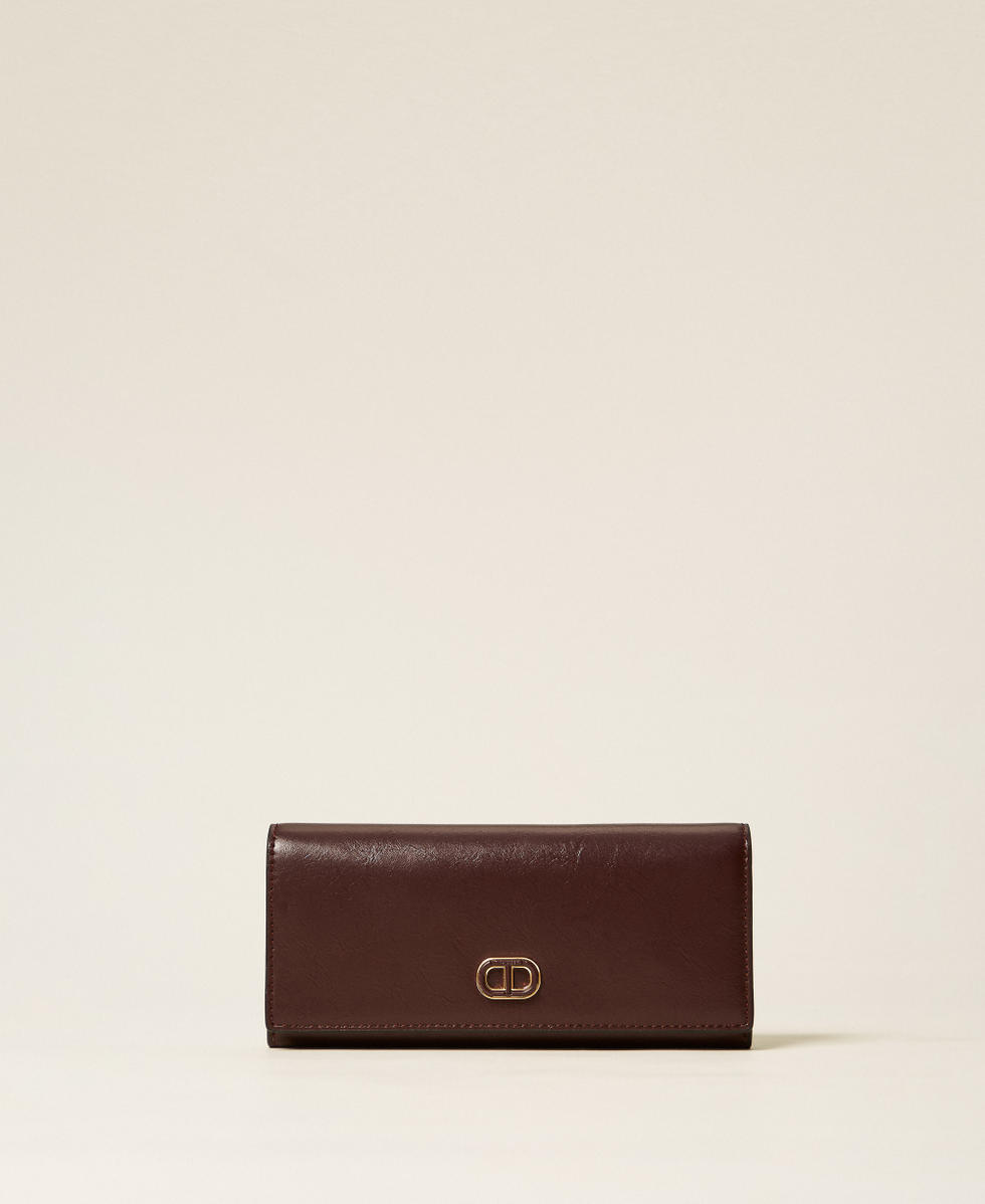 Wallet with flap and Oval T