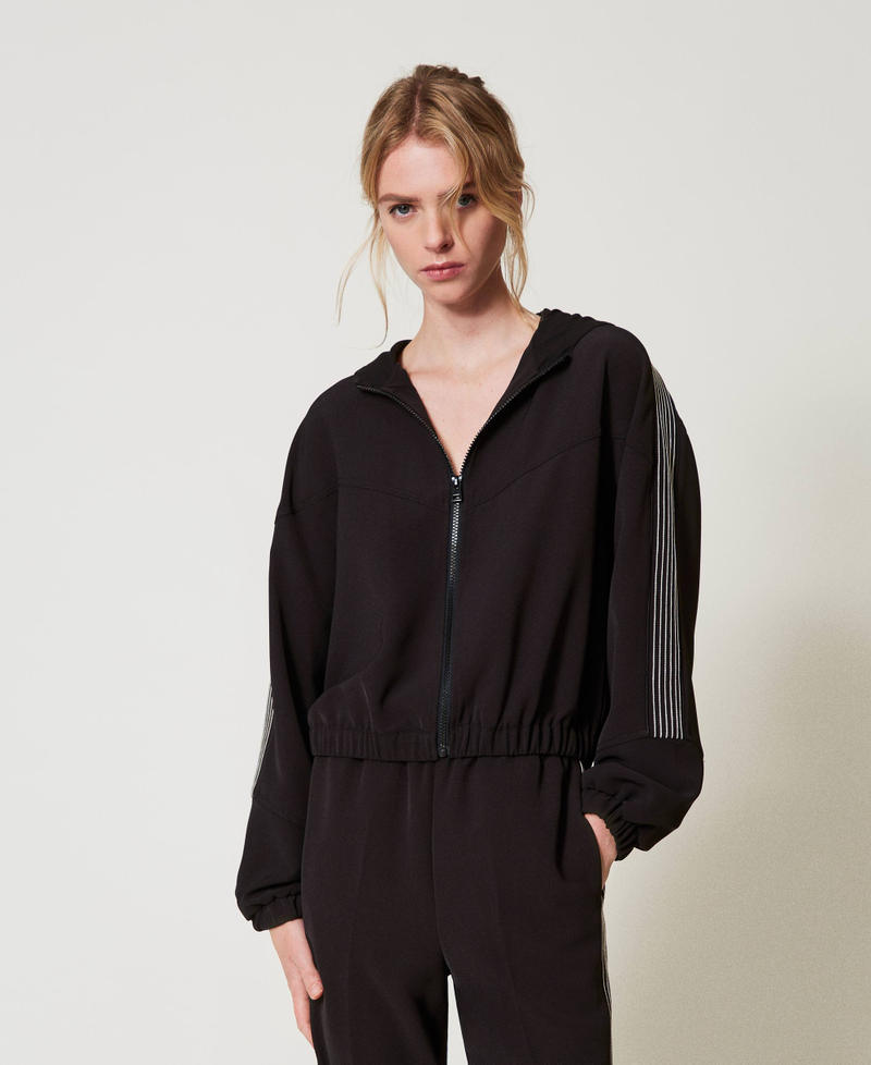 Cr&ecirc;pe jacket with embroidery Black/Snow Embroidery Woman 251TE2161_12285_01