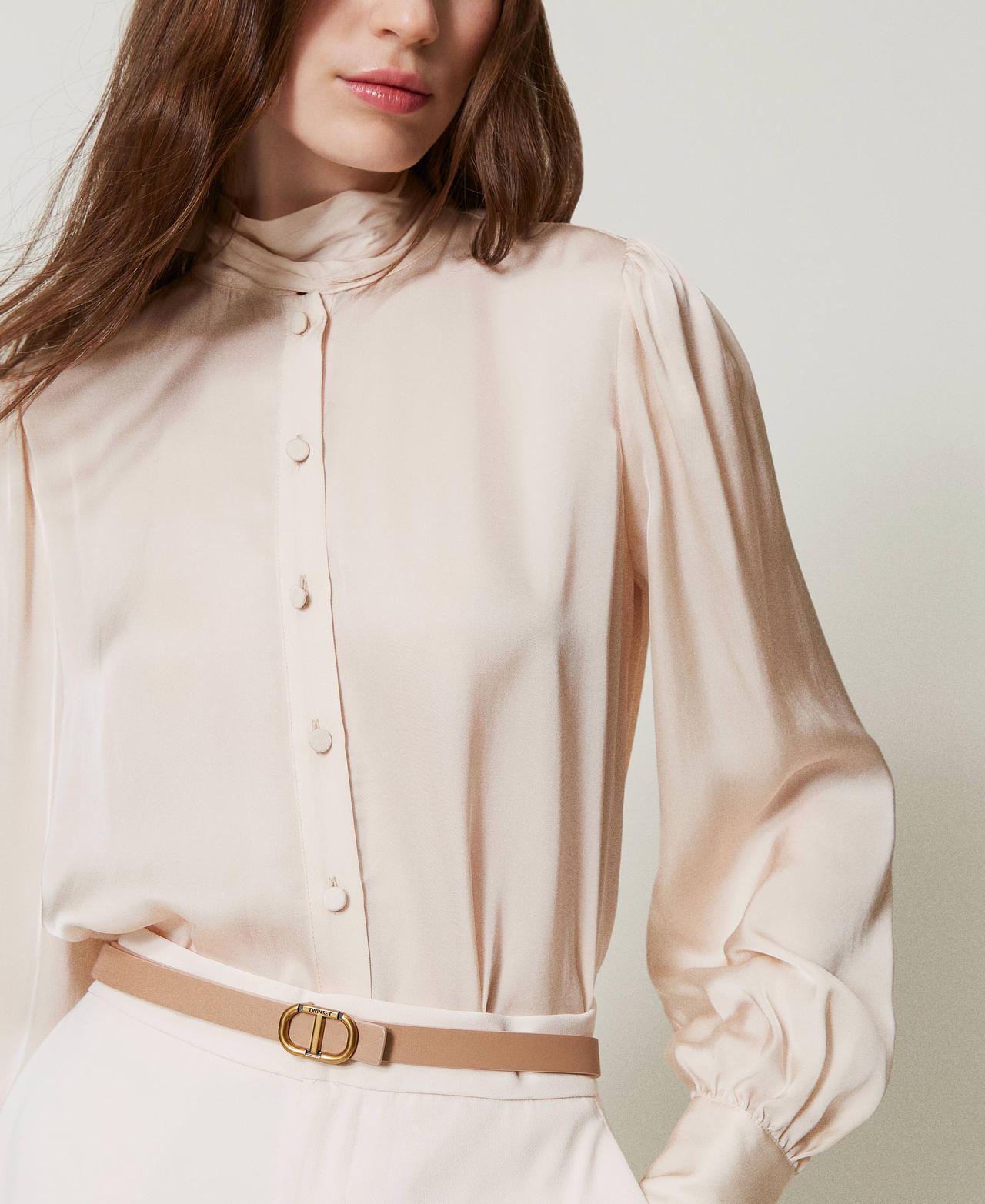 Thin reversible leather belt with Oval T Two-tone Peach Pink / Sandy Brown Woman 242TA4221_11895_S0